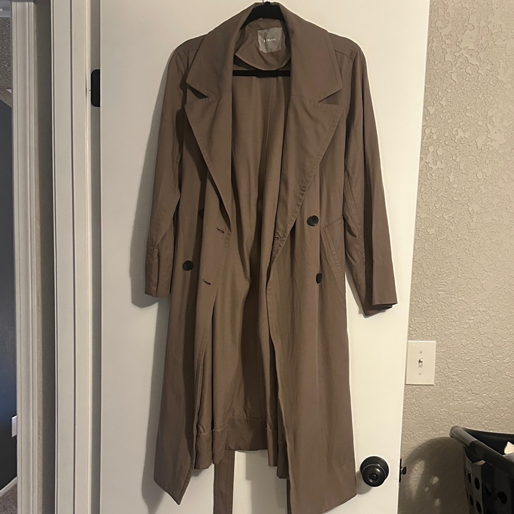 Everlane Women's Tan Trench Coat